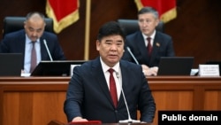 Алтынбек Максүтов.