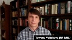 Дмитрий Сухарев