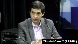 Политолог Шерали Ризоён