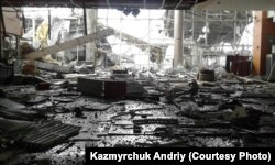 Новий термінал Донецького аеропорту, грудень 2014 року. Фото Андрія Казмирчука