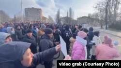 Ілюстраційне фото: мітинги на підтримку Івана Федорова, 12 березня 2022 року