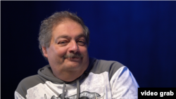 დმიტრი ბიკოვი