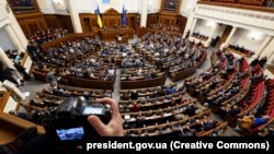 Лакхара Рада, гайтаман сурт