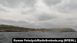 Це вперше від липня, коли журналістам дозволили побувати на острові