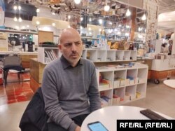 La 26 de ani, Yaniv Iczkovits împreună cu alți soldați a inițiat o mișcare a combatanților prin care soldații israelieni nu mai voiau să meargă în Fâșia Gaza.