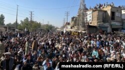 په ټانک کې په تېرو وختونو کې هم د امنیت لپاره جلسې او مظاهرې شوې دي - پخوانی انځور. 