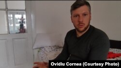 Arhitect și inginer, Jenya a ajuns la Cluj de la Odesa alături de soție cei patru copii și bunica lor.