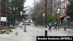 Istraživači Inicijative mladih za ljudska prava su od jula do septembra 2023. godine u Preševskoj dolini sproveli istraživanje o pasivizaciji adresa građana Srbije albanske nacionalnosti. Na fotografiji Bujanovac, arhiv