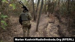 Збройні сили України мають право вести огонь у відповідь у випадку загрози життю та здоров’ю свого військового персоналу і цивільних жителів, наголосили в делегації