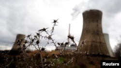 Илустрација - РЕК Битола. Македонските власти велат дека во кругот на РЕК Битола планираат да изградат 5 фотонапонски електрани, а при затворањето на електраната на јаглен да нема отпуштање на работници. 