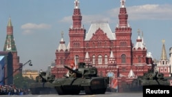 Ілюстраційне фото. Російські танки на параді на честь 9 травня, Москва 2016 рік