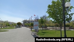 Окупаційні сили розташували по місту сітілайти до 9 травня, Бердянськ, травень 2022 року