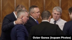 Politicienii români au refuzat să comenteze decizia Comisiei de etică a Universității din Cluj-Napoca cu privire la teza de doctorat a ministului Lucian Bode.