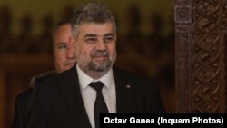 Marcel Ciolacu își propune ca la finalul mandatului său orice român să aibă un salariu de minimum 500 de euro, fără să indice însă vreo sursă de finanțare sau o metodă anume.