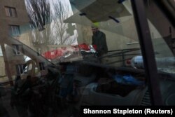 Транспортування пораненого з передової, грудень 2022