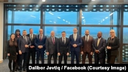 Këshilltari i lartë i Departamentit amerikan të Shtetit, Derek Chollet, me përfaqësuesit e Listës Serbe.