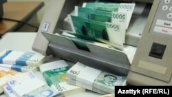 Внешний долг Кыргызстана составляет примерно 60% к ВВП.