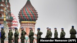 Орусиялык аскерлер. 