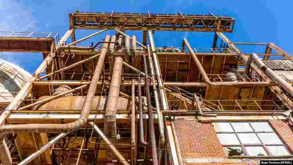 Objekt jashtë funksionit në parkun industrial në Mitrovicë.