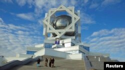 Turkmenistan's "Wedding Palace" in Ashgabat