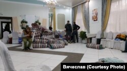 Русиядән качучыларны сыендырган ресторан