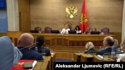 Bez dvotrećinske podrške kandidatima za sudije Ustavnog suda u Skupštini Crne Gore. .