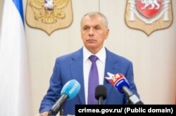 Володимир Константинов