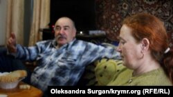 Умер і Олена Абдувелієви