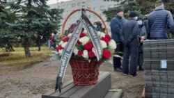 Вянок ад «плошчы Пераменаў»