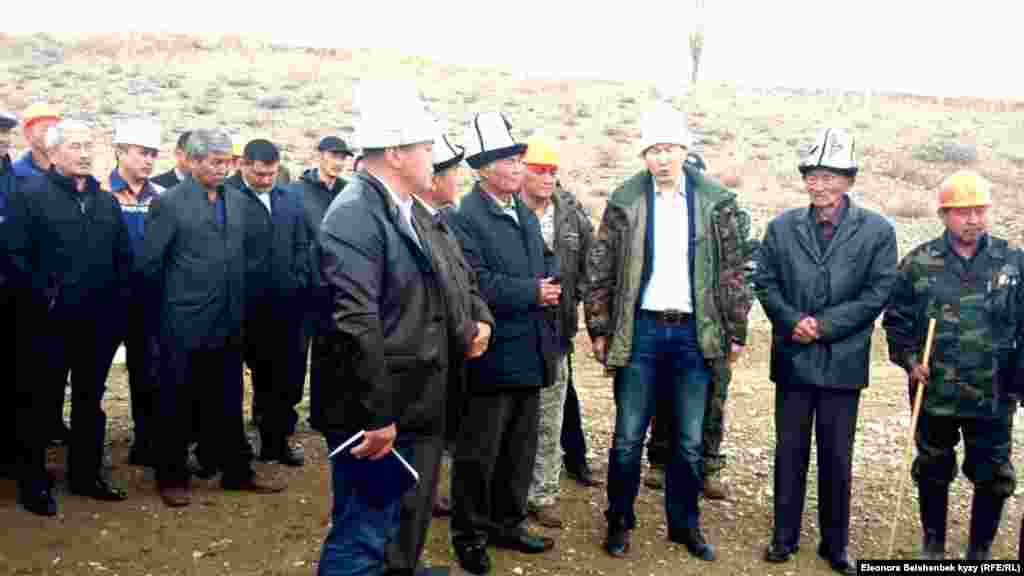 "Макмал" алтын комбинатынын жумушчулары