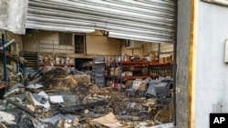 Наступствы пажару на складзе з дапамогай Украіне ў Лёндане. 9 чэрвеня 2025