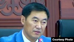 Эмил Токтошев.