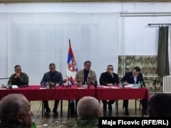 Presidenti i Serbisë, Aleksandar Vuçiq dhe zyrtarët e tjerë të lartë serbë gjatë takimit në Rashkë të Serbisë më 13 tetor 2021.