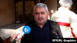 Վահիդ Սահակյան, Եռաբլուրում ոստիկանների բռնությունից տուժած ծնող։