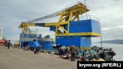 Портовий кран «Чорноморець-9» побудований на Севастопольському морському заводі 1970 року