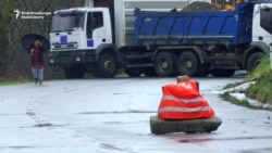 Serb Protesters Block Kosovo Roads 