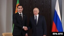 Президенты Туркменистана и России Сердар Бердымухамедов и Владимир Путин