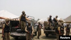 په میرامشاه کې د پوځ یو افسر د نوم نه خپرولو په شرط مشال راډیو ته وویل چې دا عملیات یې د مارچ پر درېمه په میرعلي کې کړي دي.