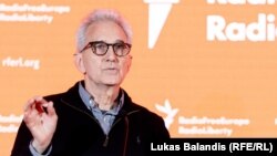 «Эркин Европа/Азаттык» радиосунун президентинин милдетин аткаруучу Жеффри Гедмин