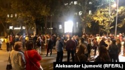 Protest građana ispred Skupštine Crne Gore tokom rasprave o izmjenama Zakona o predsjedniku Crne Gore. Foto: Aleksandar Ljumović 01. novembar 2022.