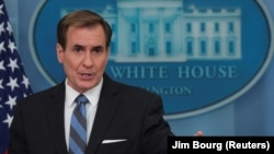 Речник Білого дому з питань національної безпеки Джон Кірбі заявив, що допомога «надійде незабаром»