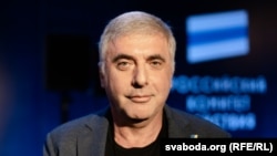 Леонид Невзлин на Конгрессе свободной России в Вильнюсе, сентябрь 2022 года