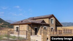 Նորակառույց տները Աստղաշենում։