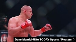 Fjodor Jemeljanenko u MMA kavezu, januar 2019.