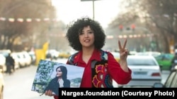 Нергес Мохамади го помина поголемиот дел од изминатата деценија зад решетки.