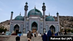 آرشیف - زیارت سخی در شهر کابل