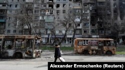 За даними речника Маріуполя, саме сьогодні в місті почали видавати російські паспорти