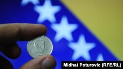 Konvertibilna marka (KM)