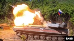 Орусиянын "Гвоздика" үлгүсүндөгү гаубицасы Луганск аймагында.