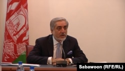 عبدالله: په حکومت کې سیاسي بحثونه د امنیتي ځواکونو د هېرولو په معنی نه دي.